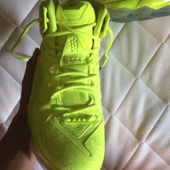 Lebron 12 EXT tennis ball - Picture 4 of 4